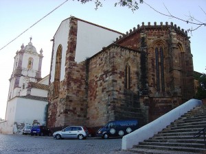 800px-Silves_catedral